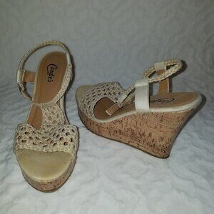 Candie's tan wedge platform cork sandal sz10